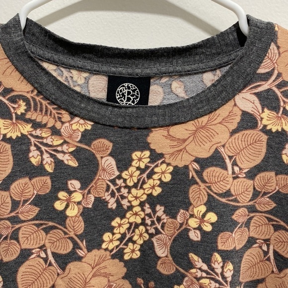 Pre-owned Bobeau floral print lantern sleeve top sweater size small 🌟 - Picture 4 of 6